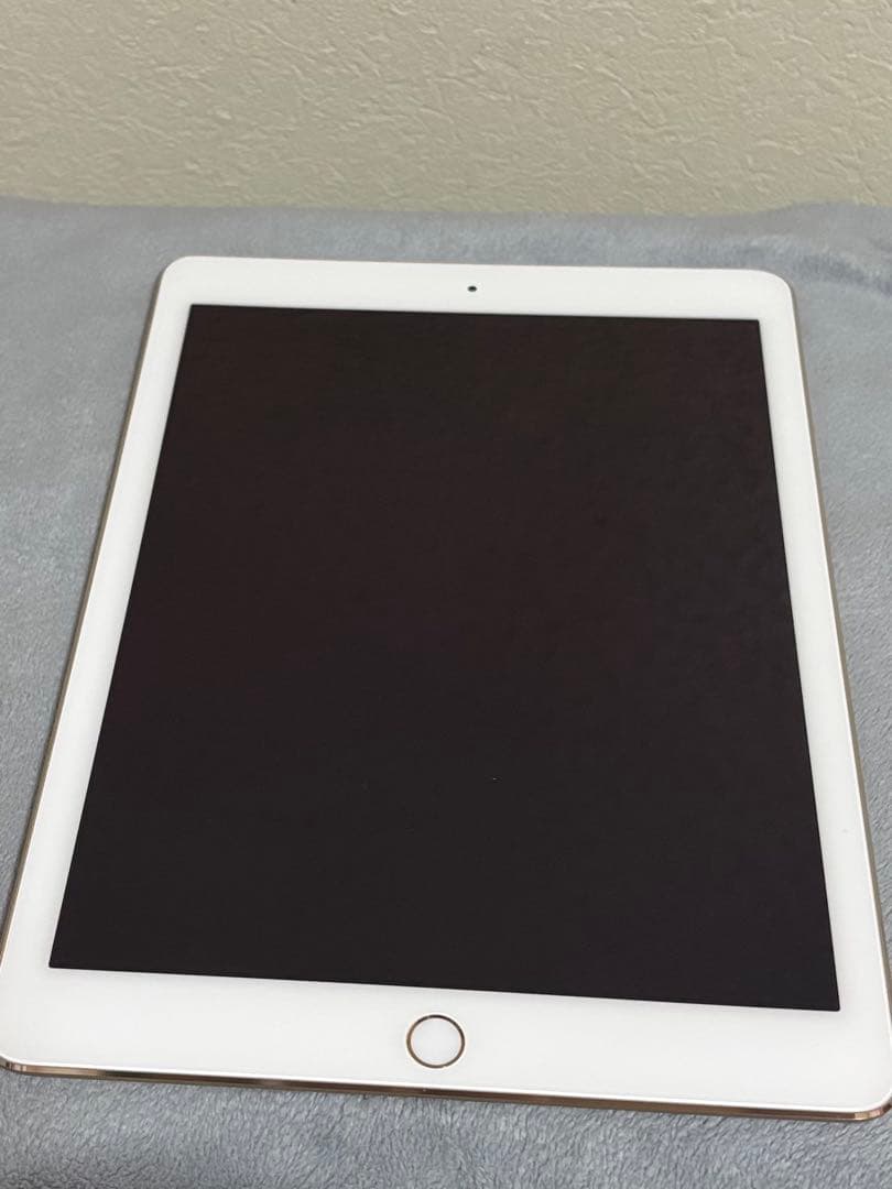 美品　iPad Air2 64GB Wi-Fiモデル ゴールド A1566
