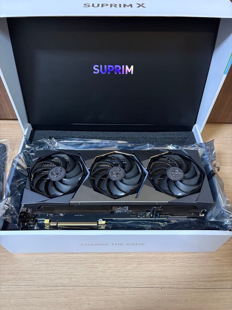 グラフィックボード・グラボ・ビデオカード GEFORCE RTX3070Ti SUPRIM X