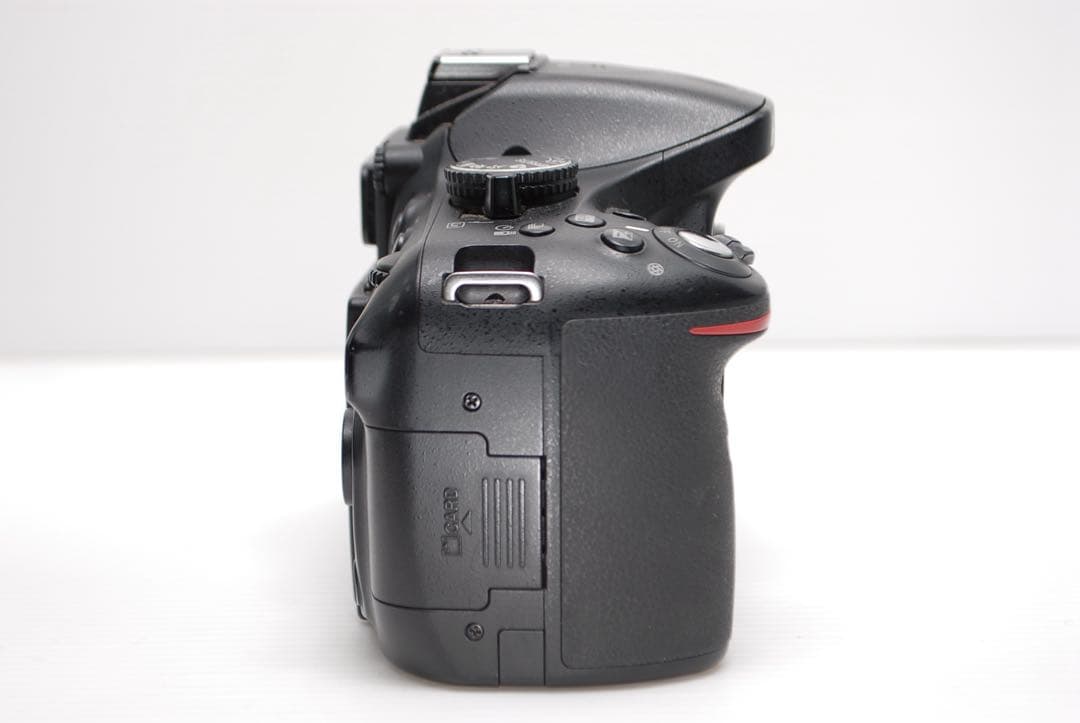 ❤️スマホ転送OK❤️Nikon D5200 軽量で持ち運びが楽 美品 高画質