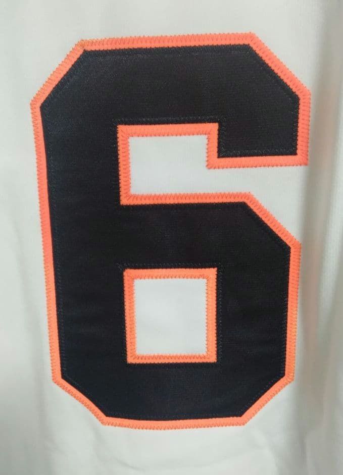 アディダス 読売ジャイアンツ 坂本勇人 刺繍ユニフォーム M 紙タグ付き