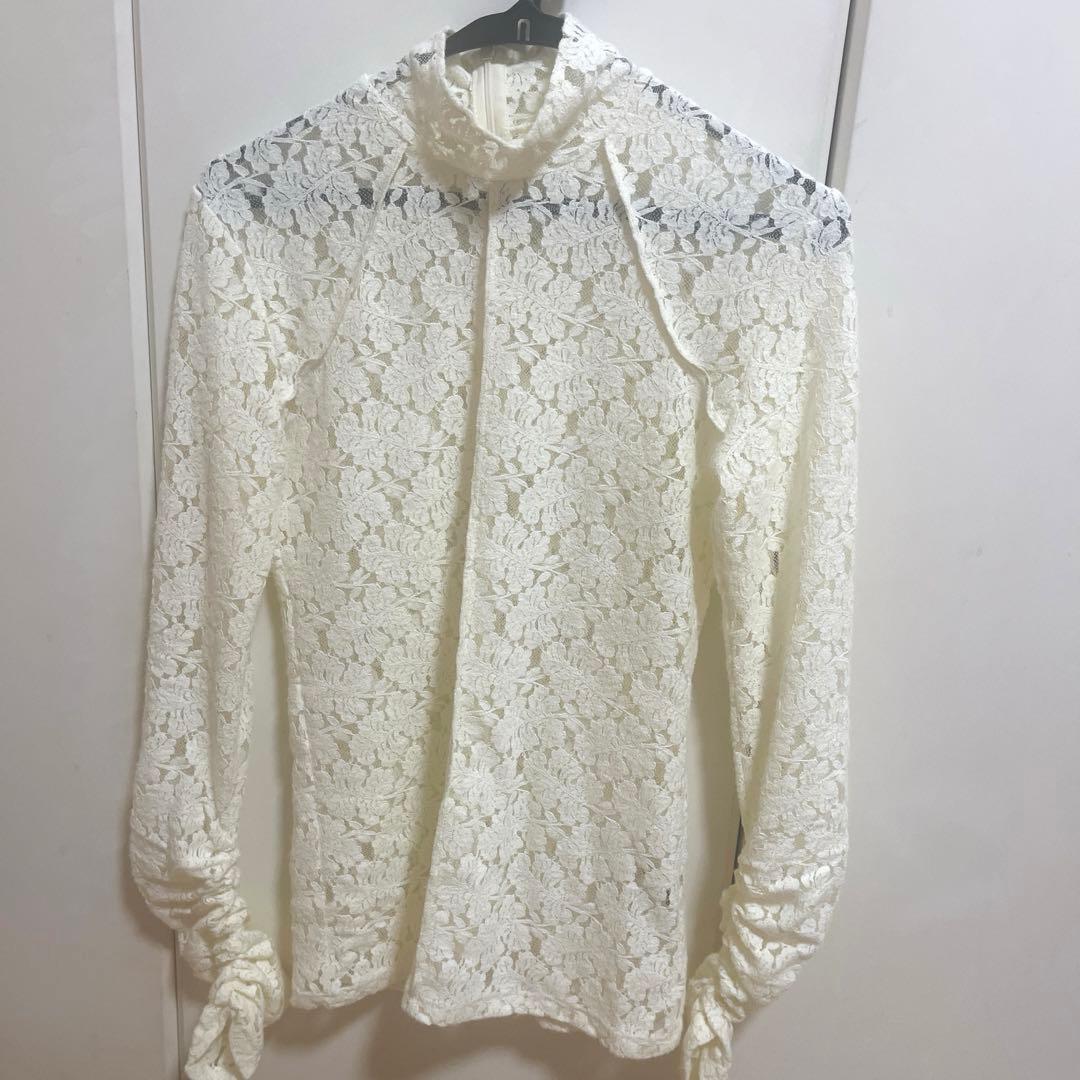 【1度着用のみ】26SSルシェルブルー　ハイネックストレットレーストップ