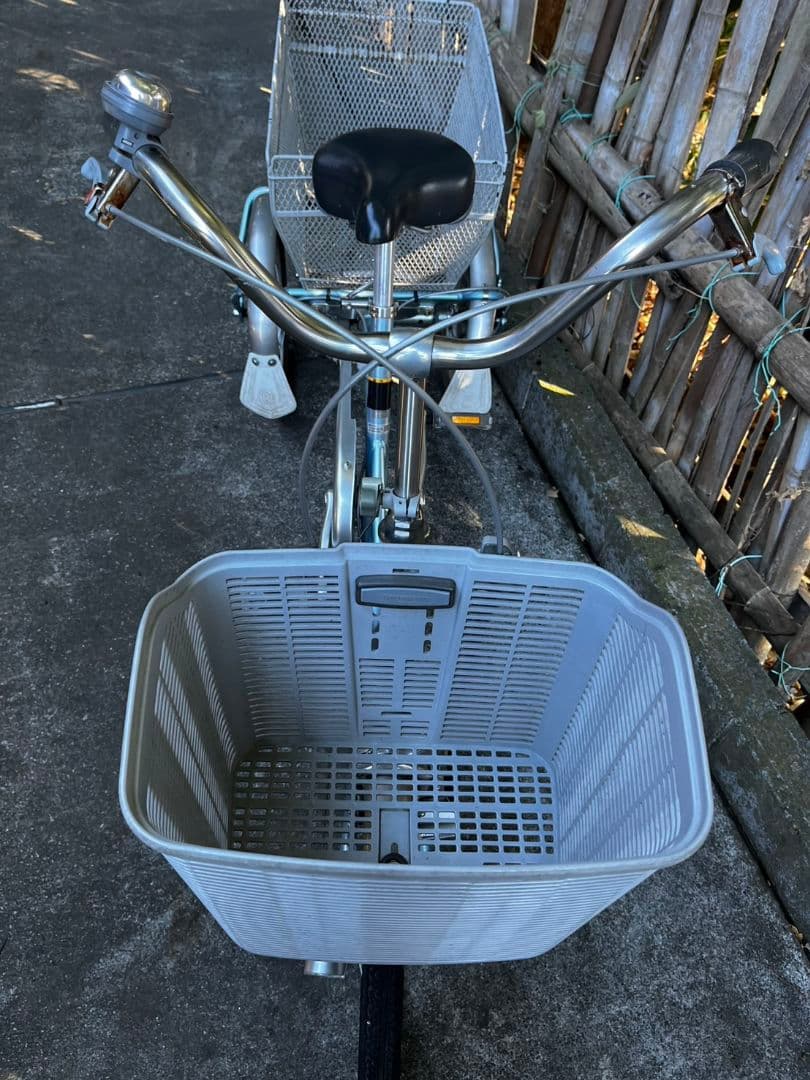 お引き取り限定 ブリヂストン ワゴン 三輪車