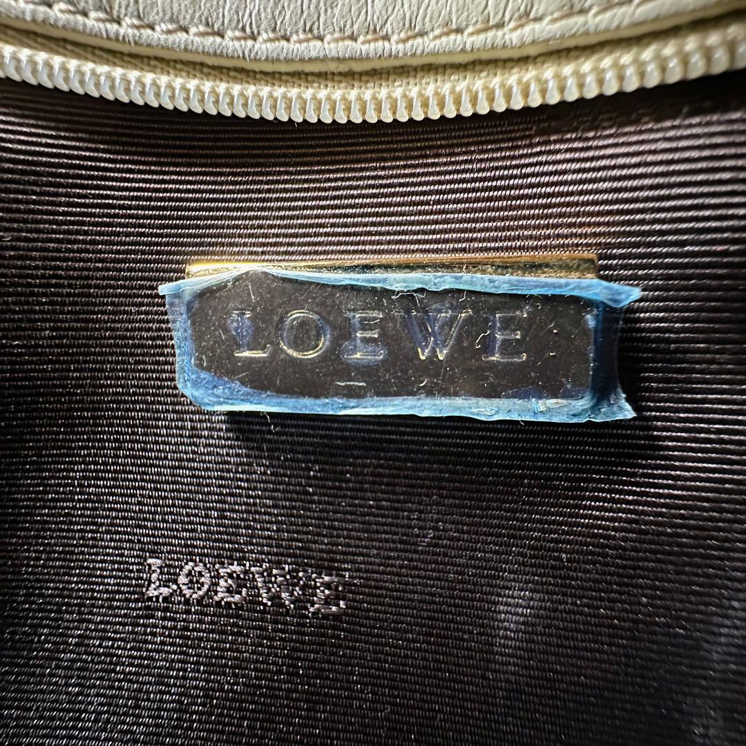 LOEWE ロエベ ミニサイズ ショルダーバッグ スエード レザー オフホワイト