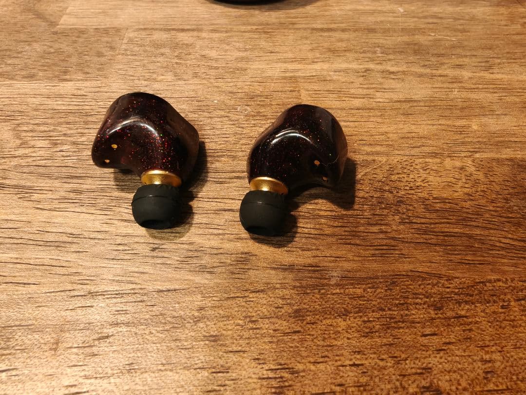 nuarl Inovatör　バーガンディ・レッド　世界200個限定