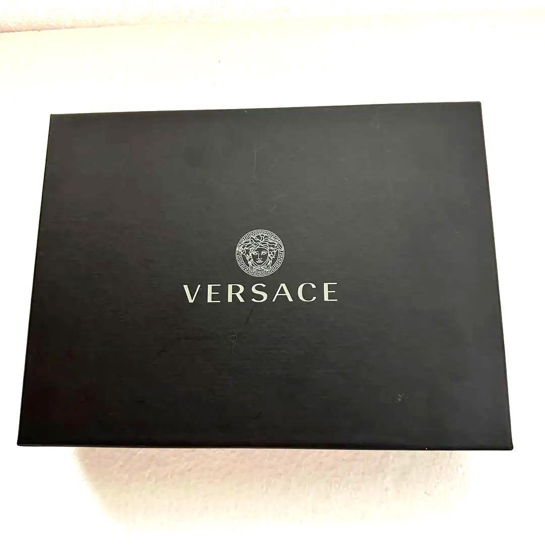【美品】シグネチャー　レザーポーチ　グレカ　Versace　おしゃれ