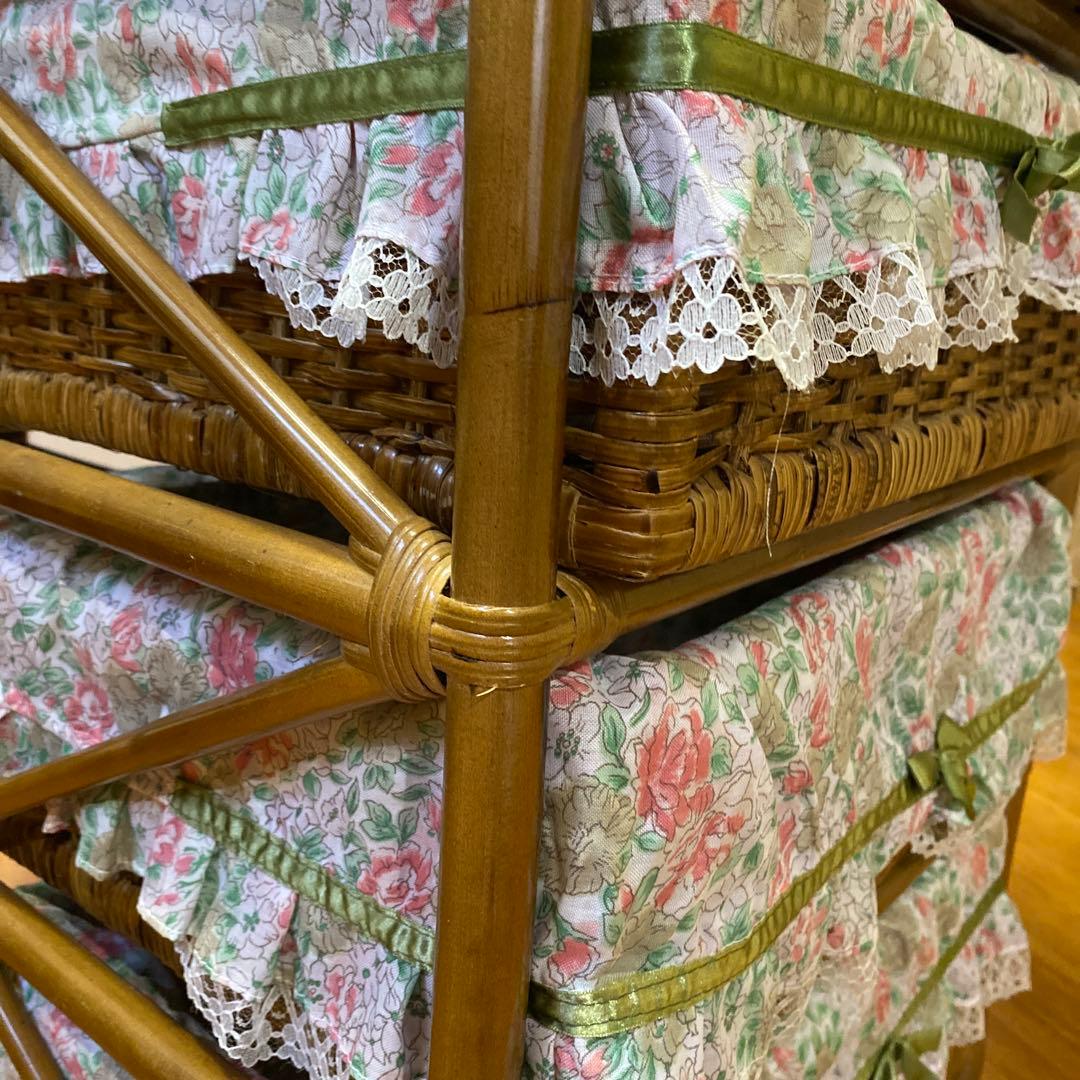 可愛いラタンチェスト5段籐家具レトロビンテージキャビネット収納キャスター付タンス