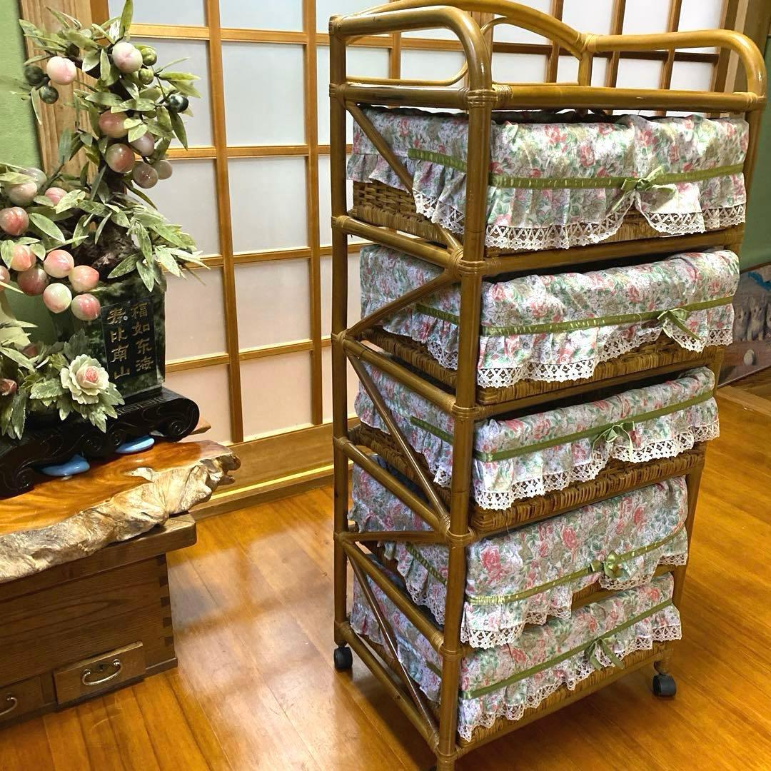 可愛いラタンチェスト5段籐家具レトロビンテージキャビネット収納キャスター付タンス
