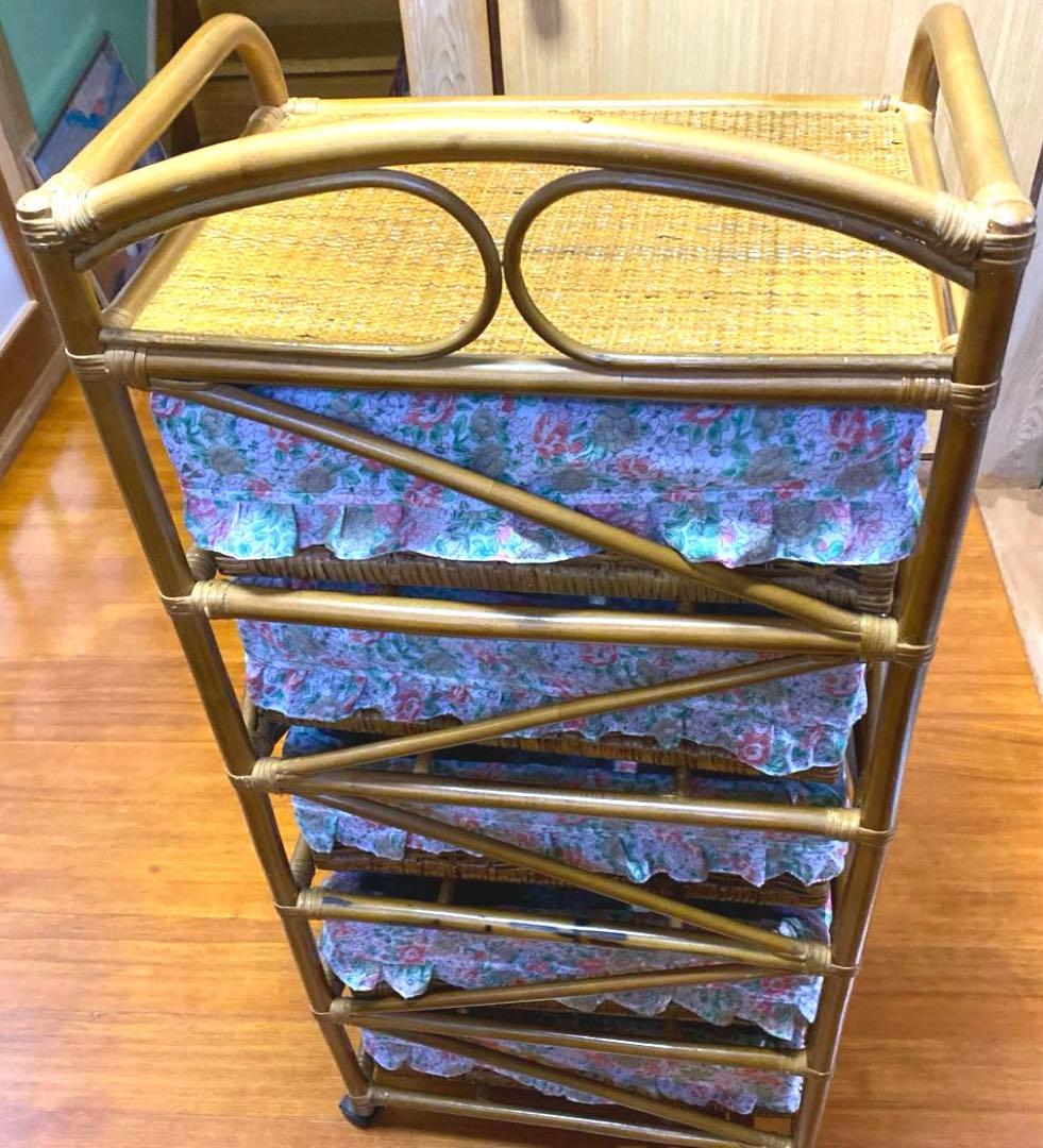 可愛いラタンチェスト5段籐家具レトロビンテージキャビネット収納キャスター付タンス