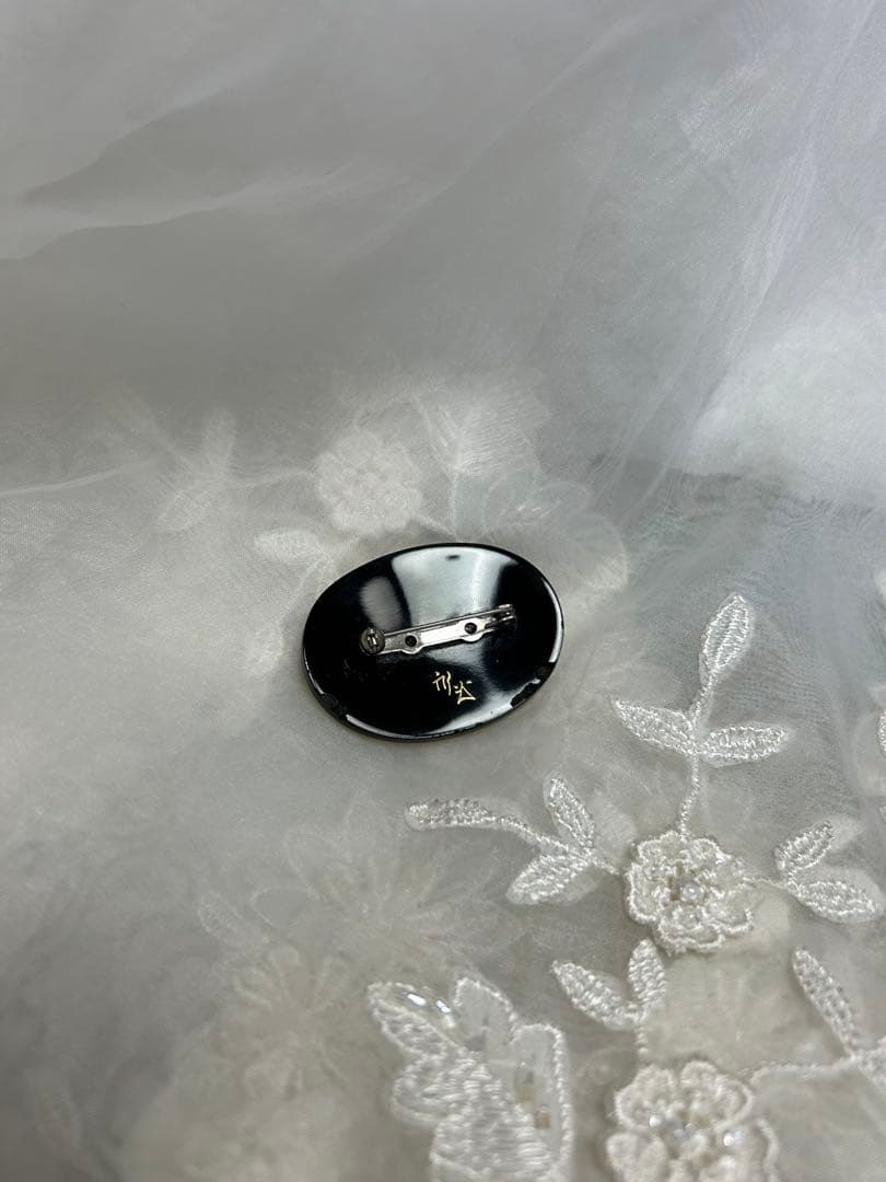 本鼈甲の螺鈿細工のブローチ永成作家物