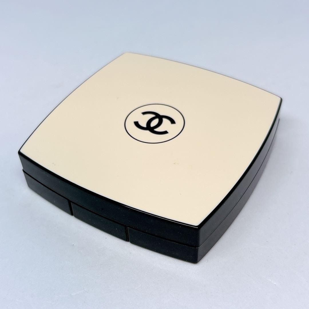 【廃盤カラー】CHANEL シャネル レ ベージュ パレット ルガール ライト