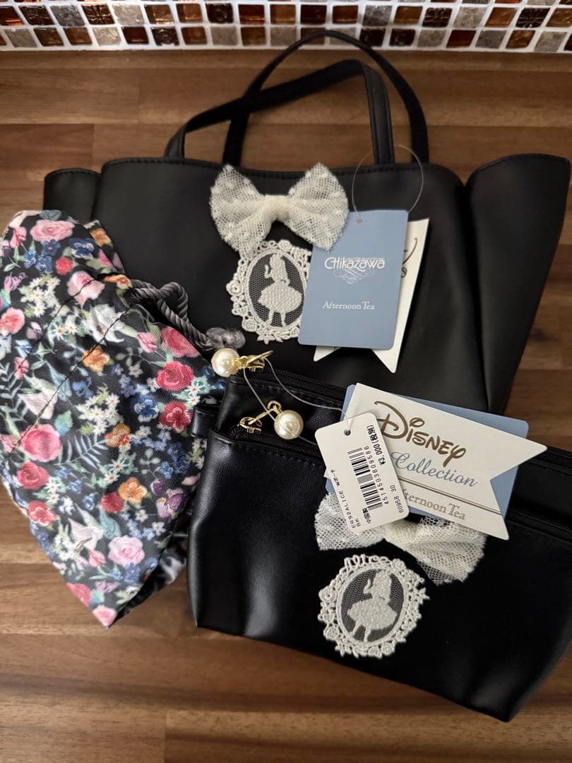 【未使用】アフタヌーンティー Alice✨バッグ ポーチ ディズニー 近沢レース