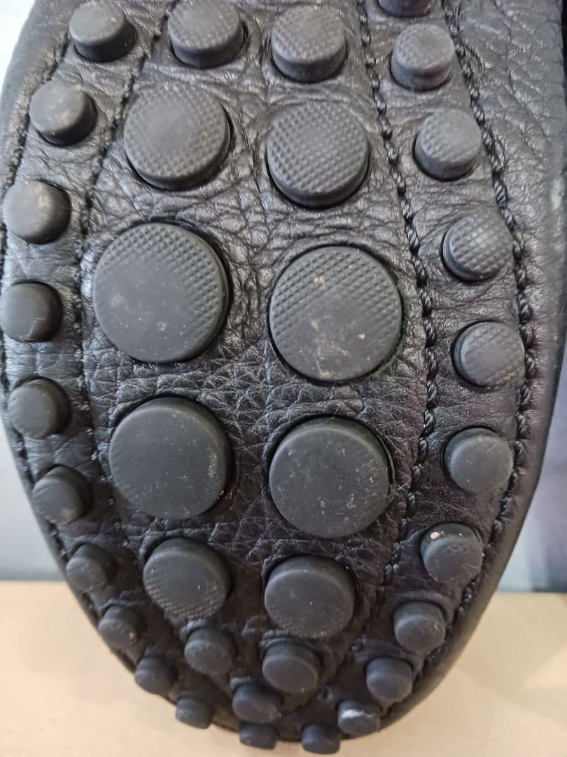 Louis Vuitton ブラック モカシン　　 ３８