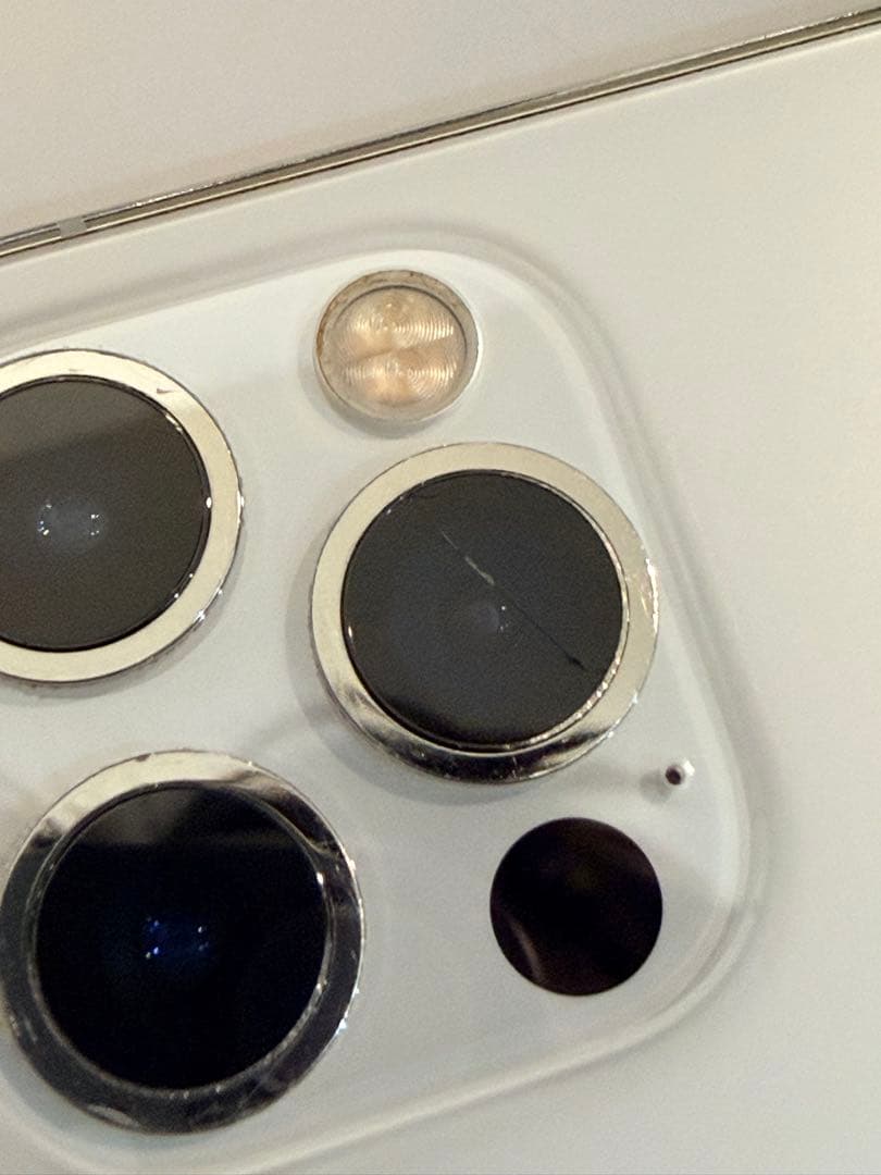 Apple iPhone 12 Pro ホワイト 本体　SIMフリー