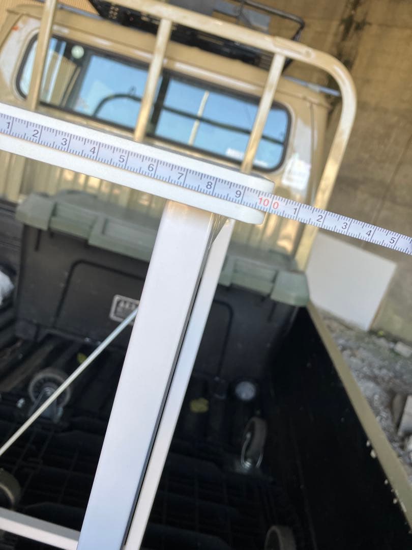 スチールテーブル