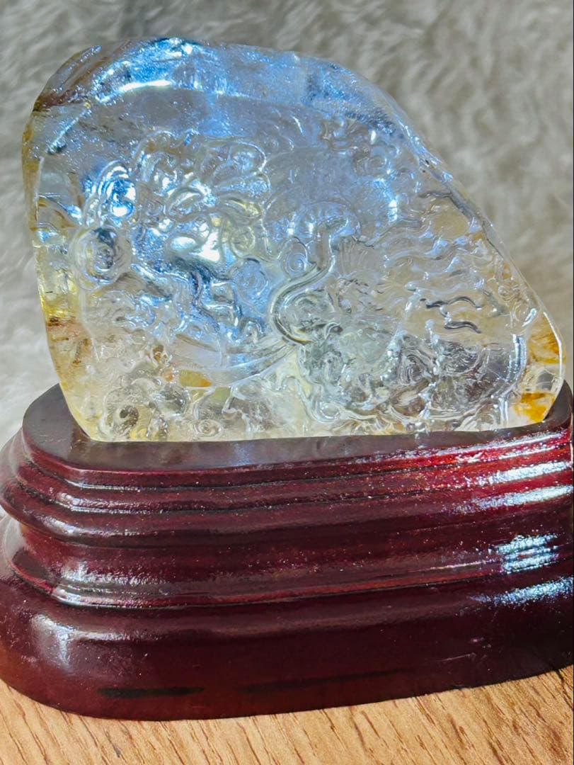 高品質 龍の彫刻 台座付き水晶ヒーラー共生 天然石