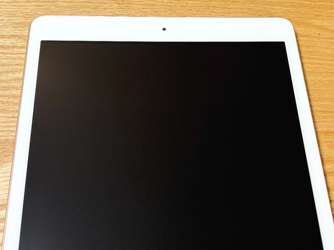 iPad 第8世代 WiFi 32GB ゴールド 美品