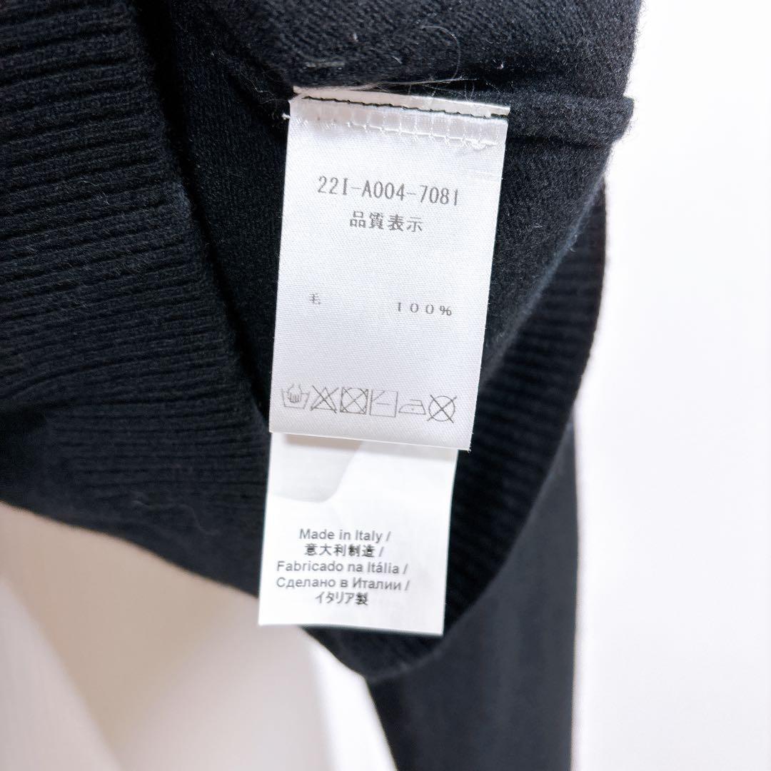 ヌメロヴェントゥーノ　カーディガン　Ｖネック　ロゴ入り　クロップド丈　ショート