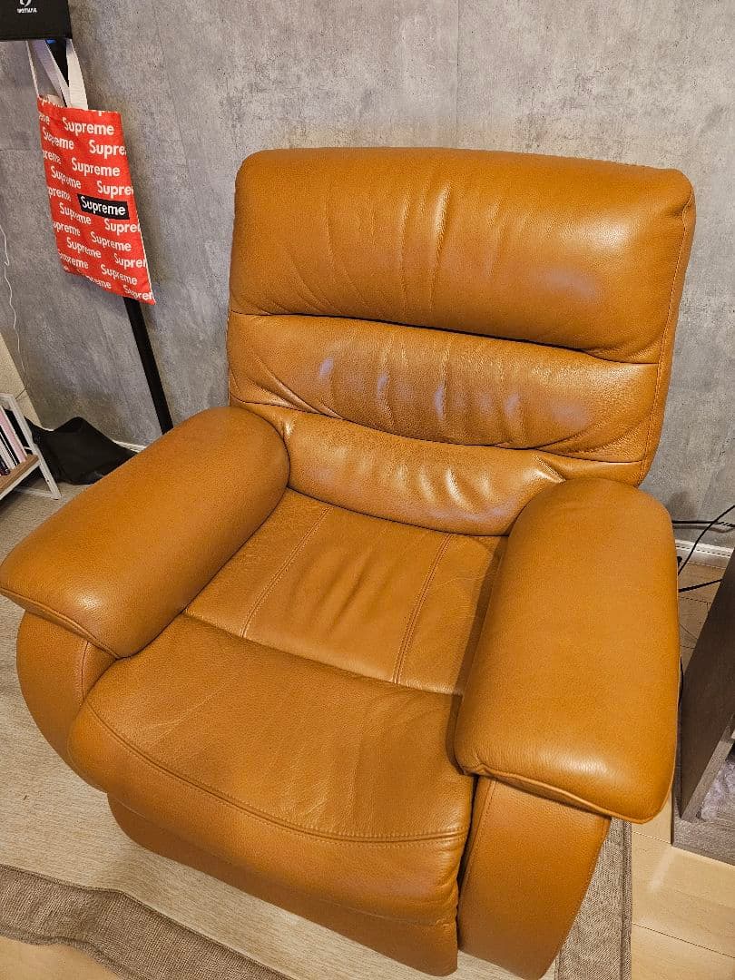 ニトリ 本革 厚革 リクライニングソファ ビリーバ 1人掛