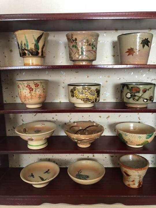 12か月ぐい呑み揃　飾り棚付き