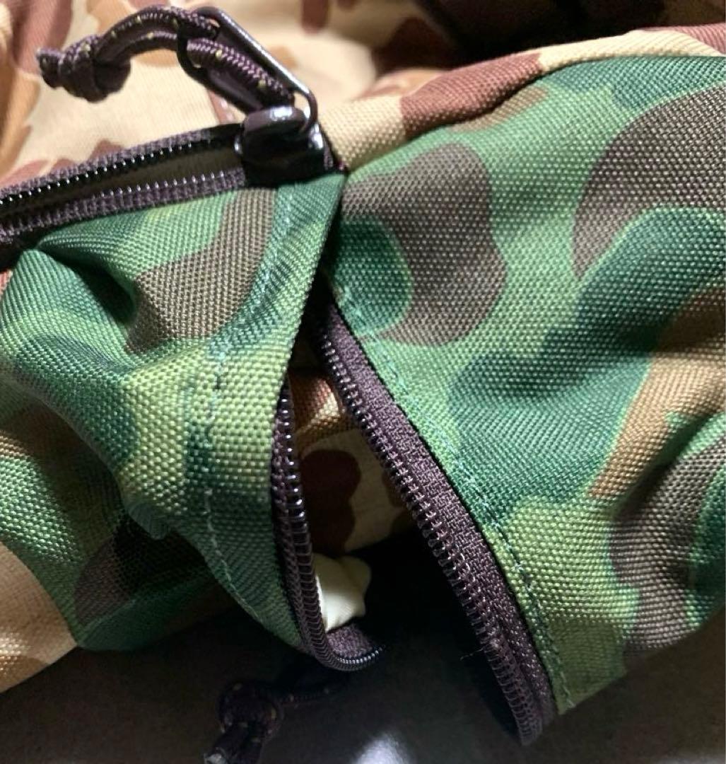 【新品】BURTON カモフラージュバックパック 中型