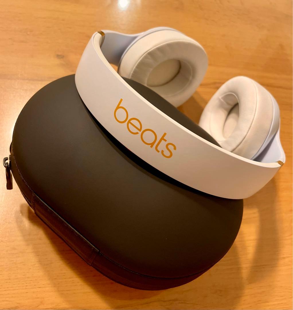 【セール中！美品】beats studio 3ワイヤレス ヘッドホン