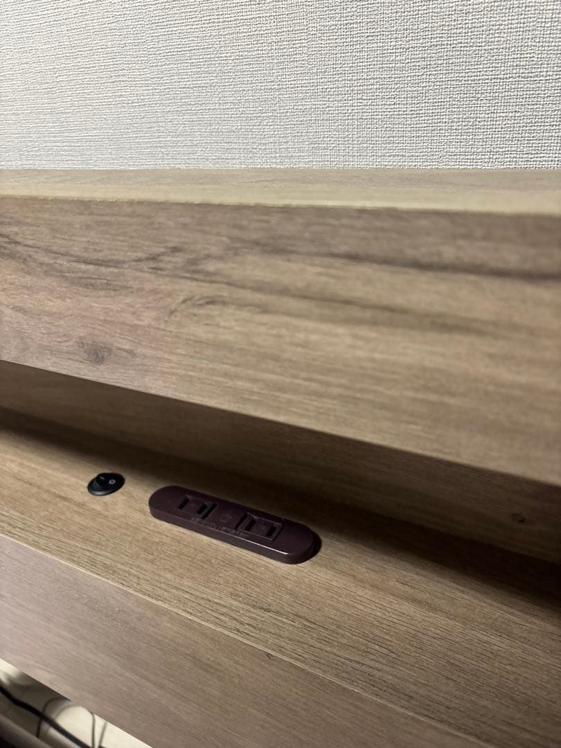 【引取、配送地域限定】RASIK ダブルベッドフレーム グレージュ