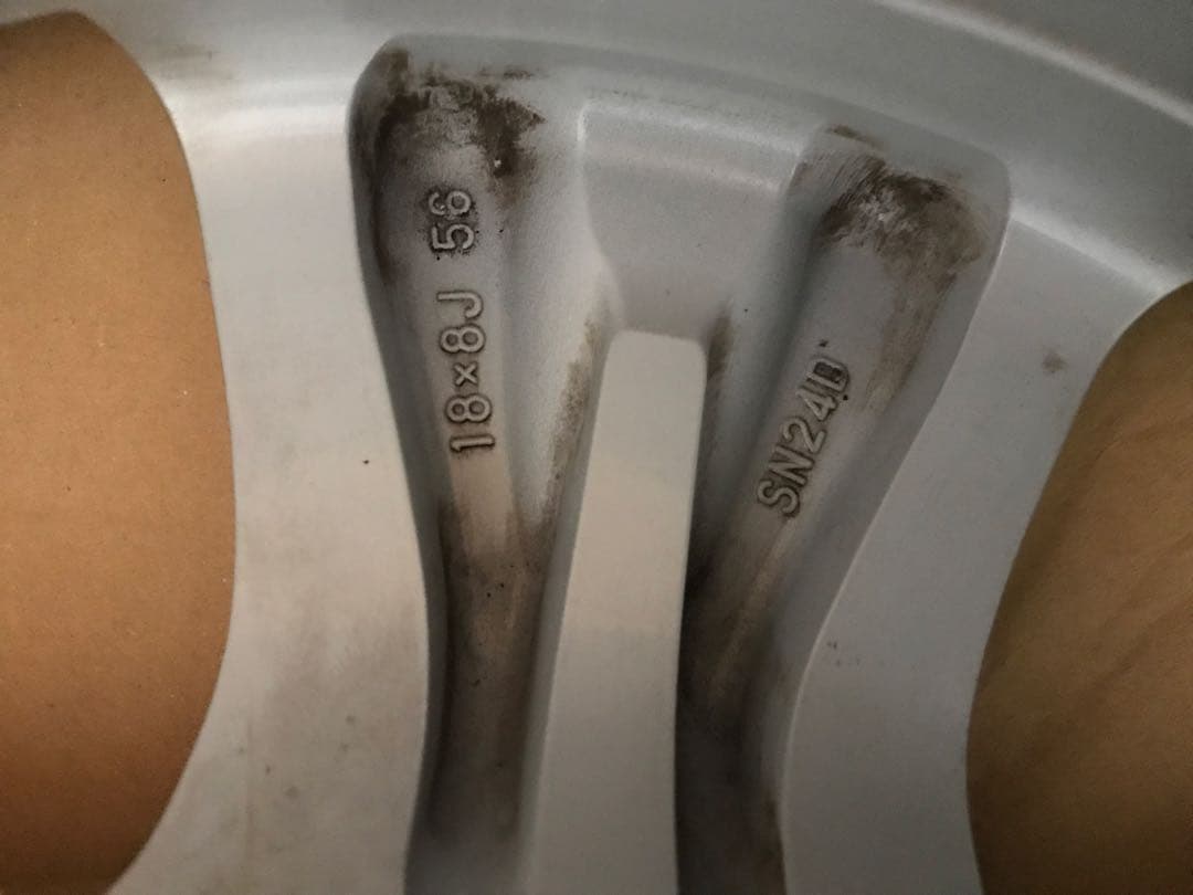 のり様用(c)レクサスLX570純正 18インチホイール 空気圧センサー付１本