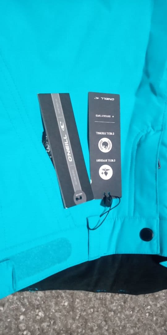 オニール　アクア　ターコイズ スノーボードパンツ 女性用　60 新品　タグ付