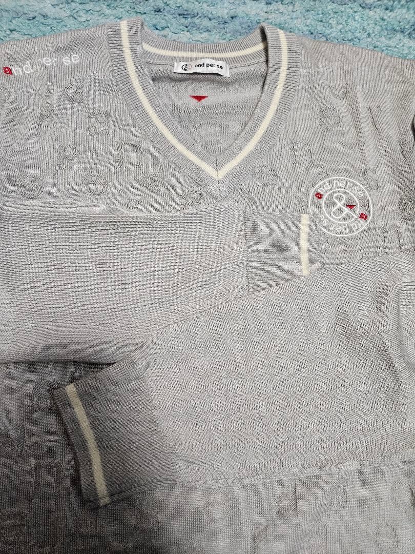 【美品】and per se グレー Vネックニットセーター メンズゴルフウェア