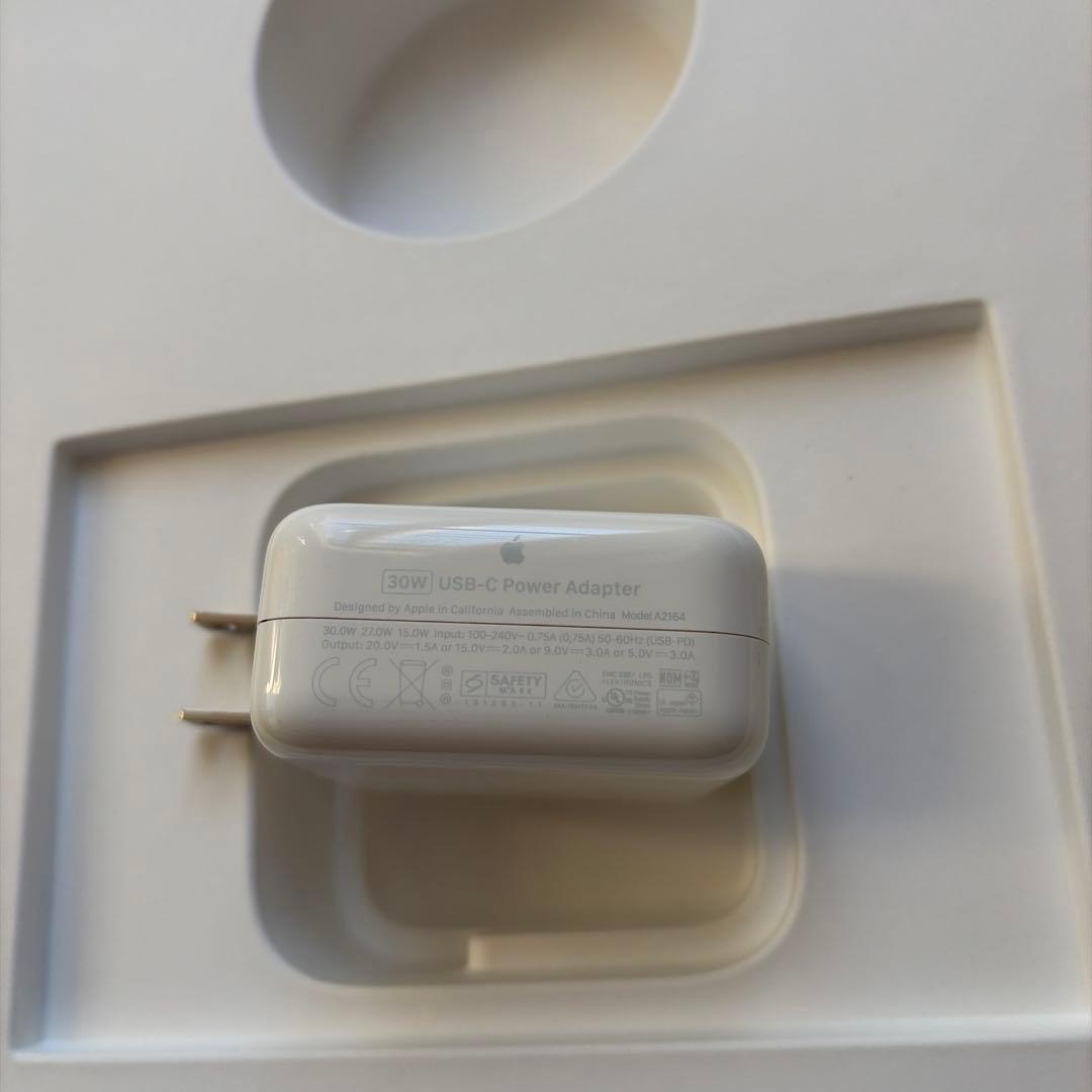 【美品】Apple MacBook Air M1 13.3インチ 256GB