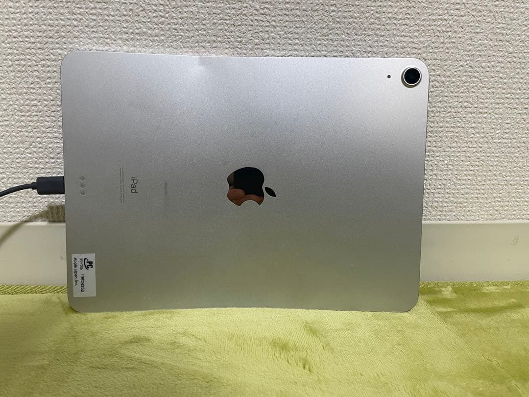 【ジャンク】iPad Air 第4世代 64GB シルバー 本体曲がり・操作不可