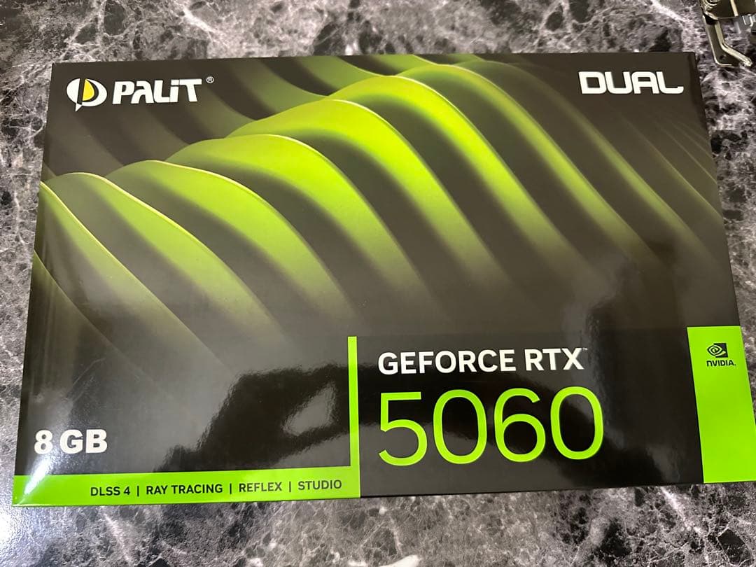 【美品】GEFORCE RTX 5060 8GB