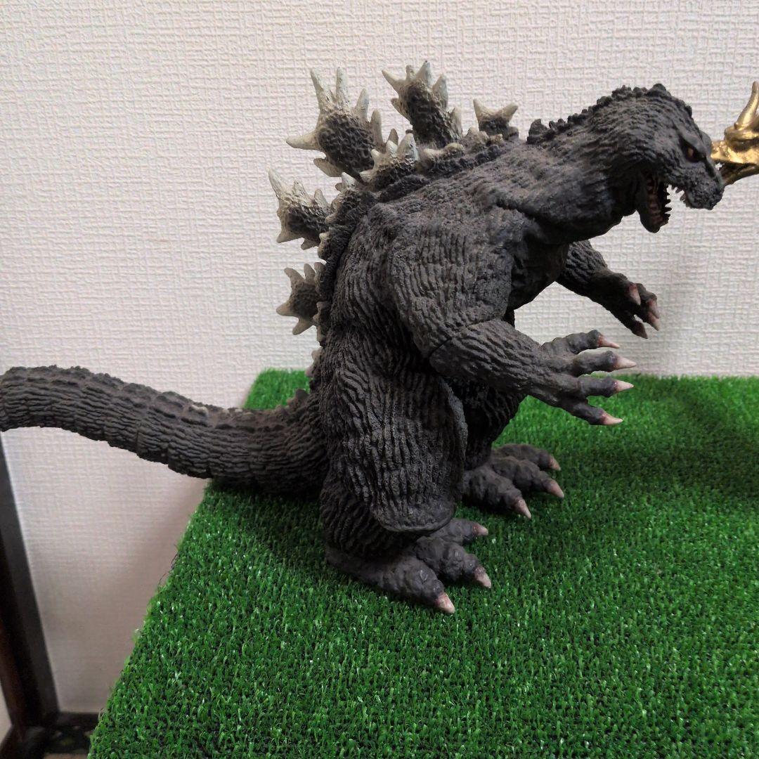 ゴジラとキングギドラ フィギュアセット