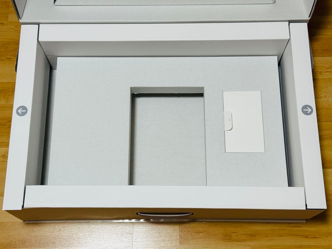 Apple Studio Display 標準ガラスVESAマウントアダプタ