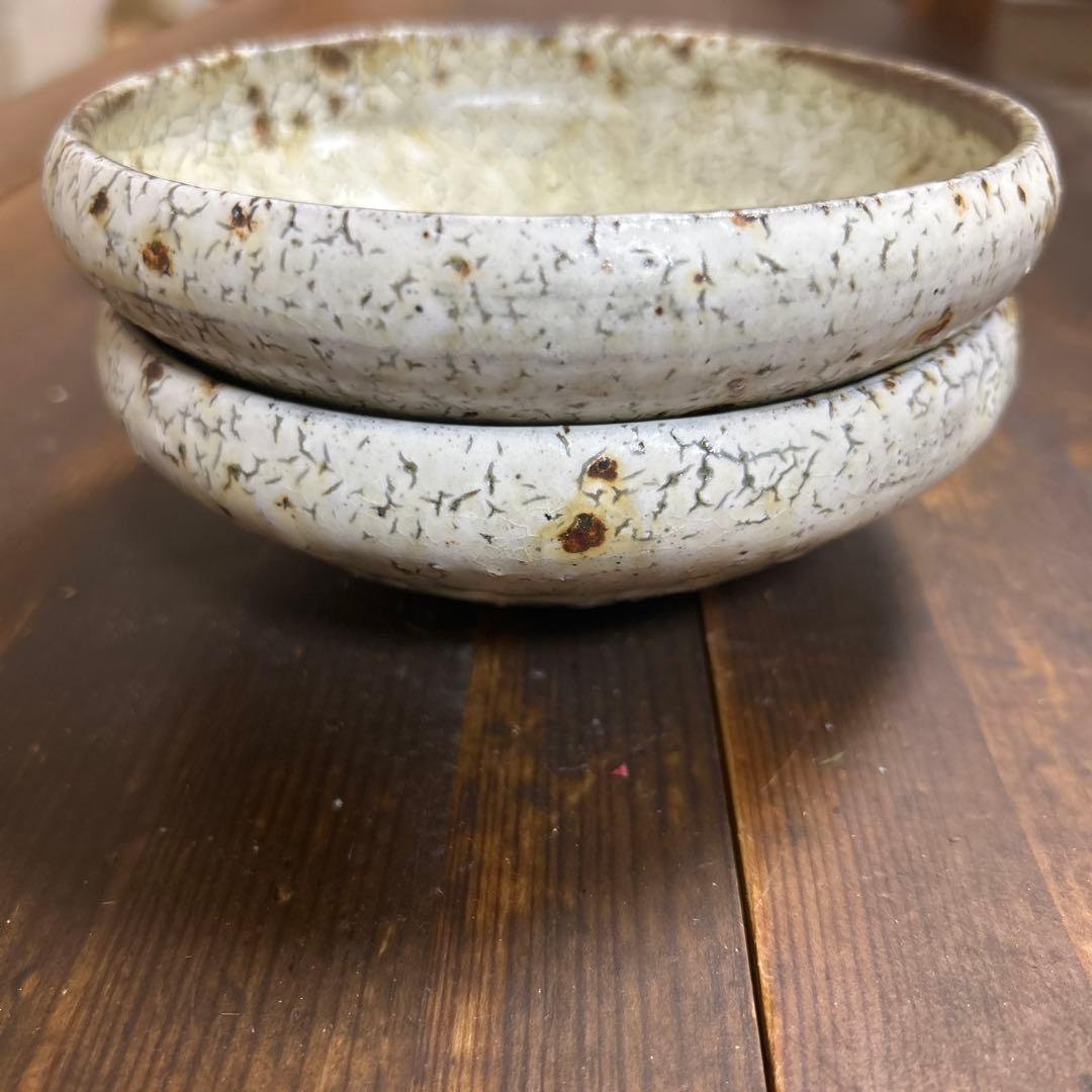 作家　陶芸作家　4.5寸鉢　２つ　ビードロ粉引き