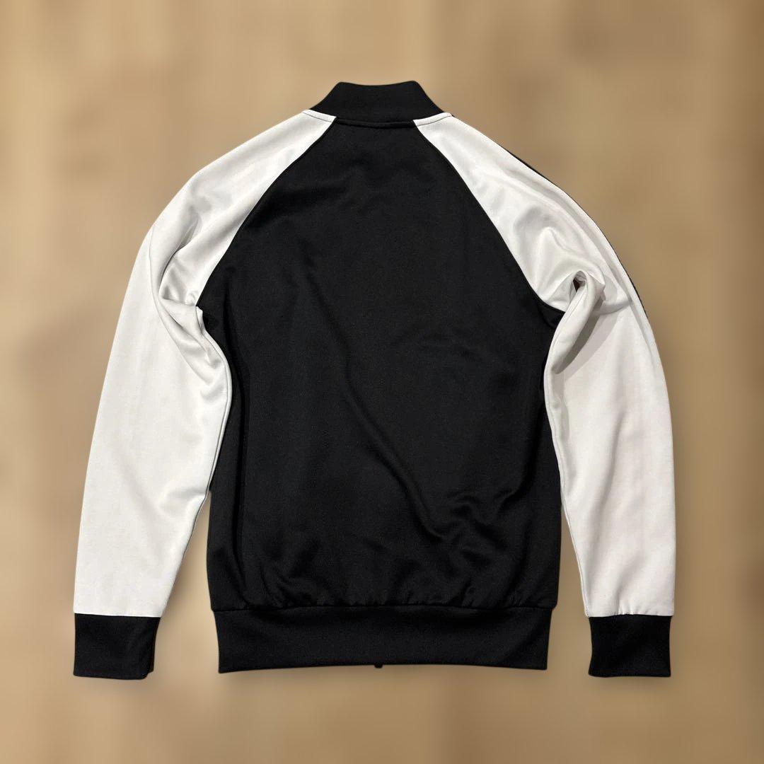 adidas トラックジャケット　ブラック/ ホワイト
