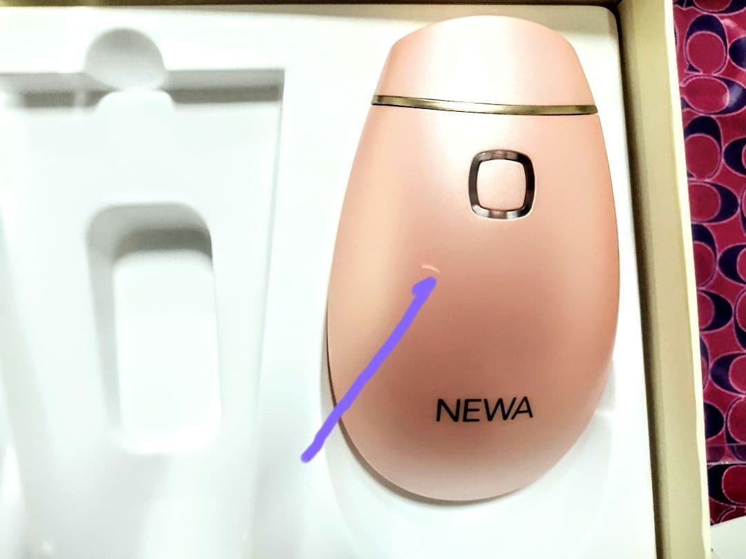 ペコちゃん様★NEWAリフト 美顔器 (ピンク)コード式
