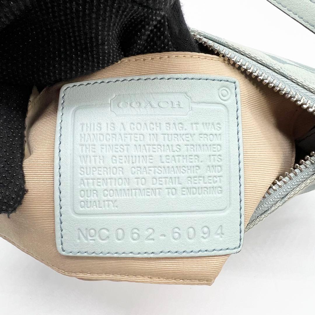 バッグ Coach 6094 Signature Accessory pouch y2k