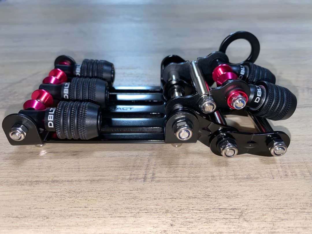 ビットホルダー5P付きベルトループ　ブラック×ピンク