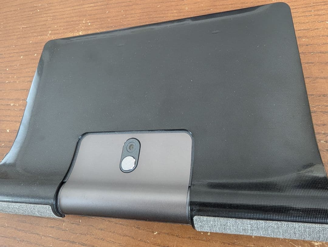 Lenovo Yoga Smart Tab YT-X705F、ケース、SDカード