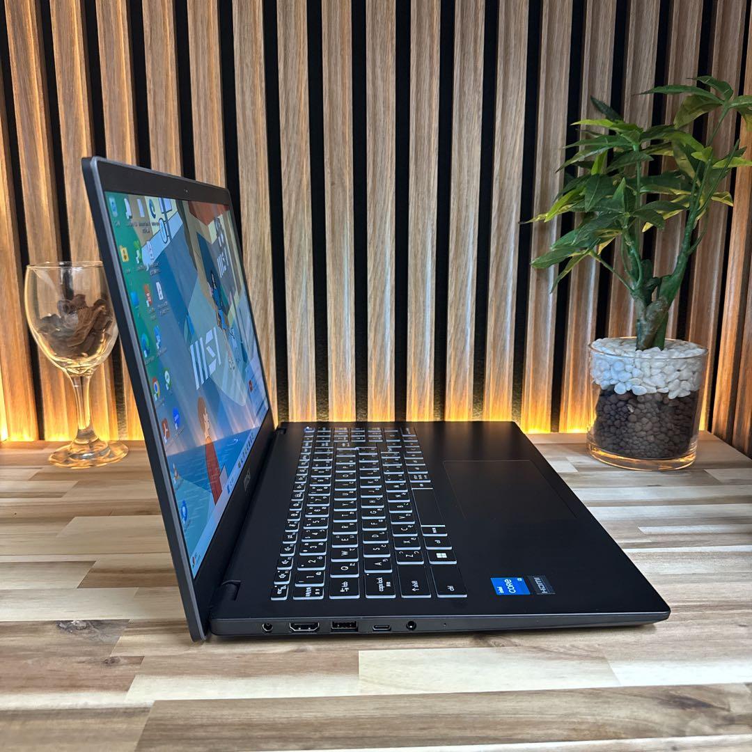 極美品2024年モデル‼️MSI Modern☘最新第13世代☘人気ノートパソコン