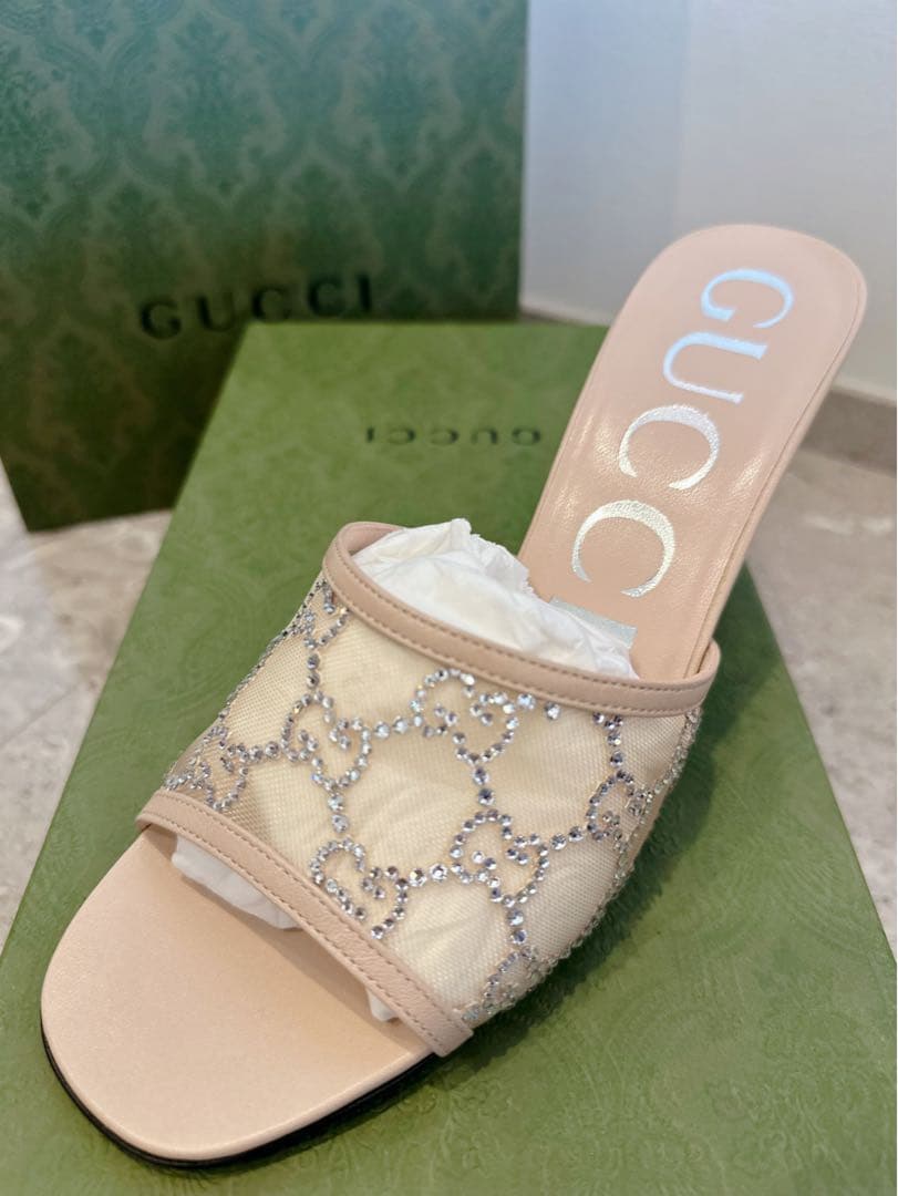 ✨新品✨GUCCIミュールサンダル37✨GGクリスタル✨早いもの勝ち✨翌日発送♡