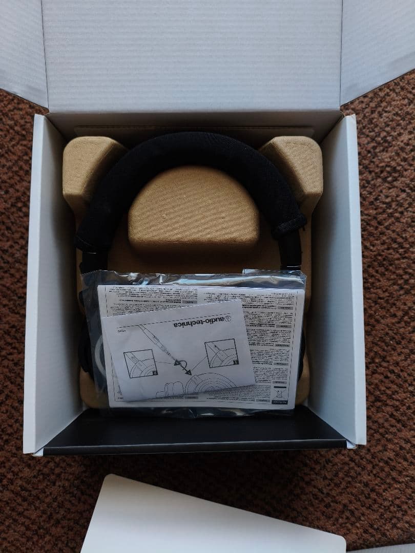 ヘッドホン audio-technica ATH-M50x
