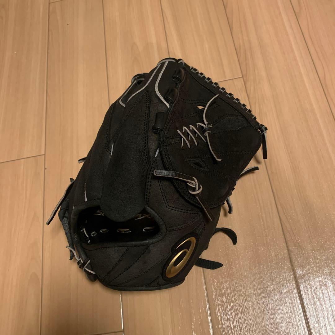 アシックス　硬式投手用
