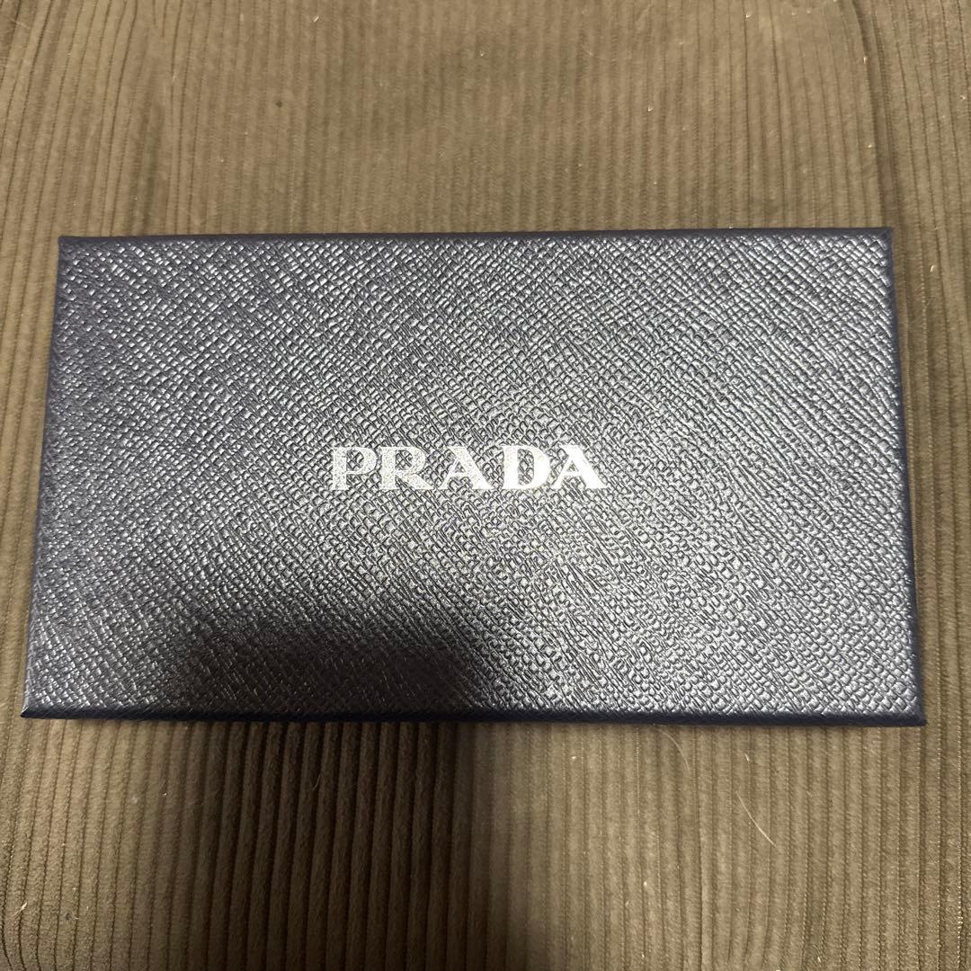 PRADA ピンクレザー iPhoneケース　15pro MAX