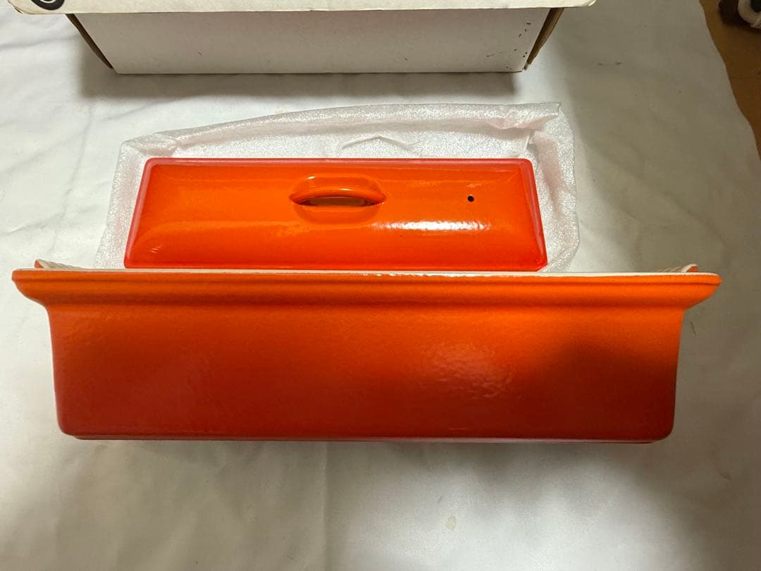 LE CREUSET テリーヌ型32