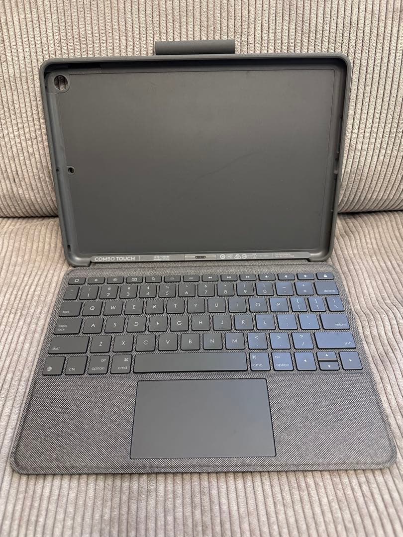 美品 Logicool Combo Touch iPad 10.2