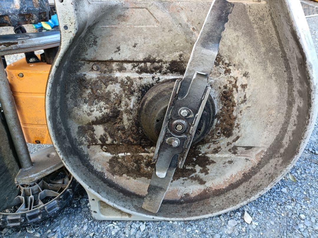 ハイガー 自走式草刈機　ロータリーモア モアー ck165b 　動画有