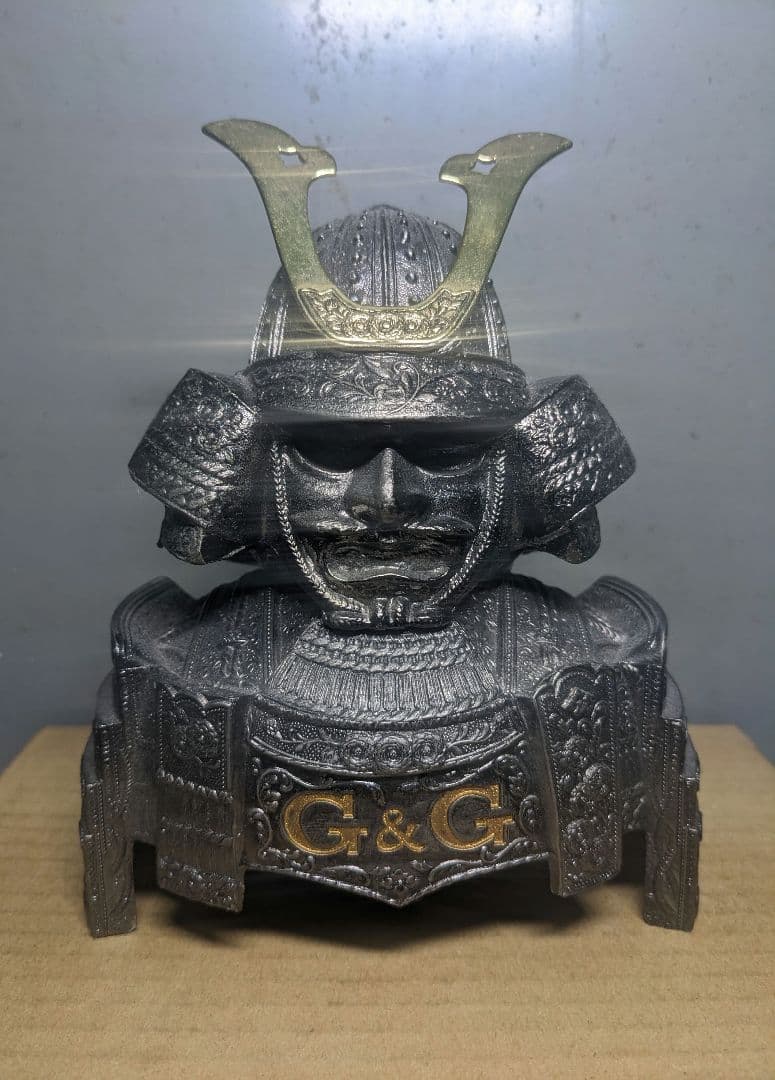 ニッカウィスキー G&G 鎧 兜　甲冑ボトルカバー 戦国武将 金属製