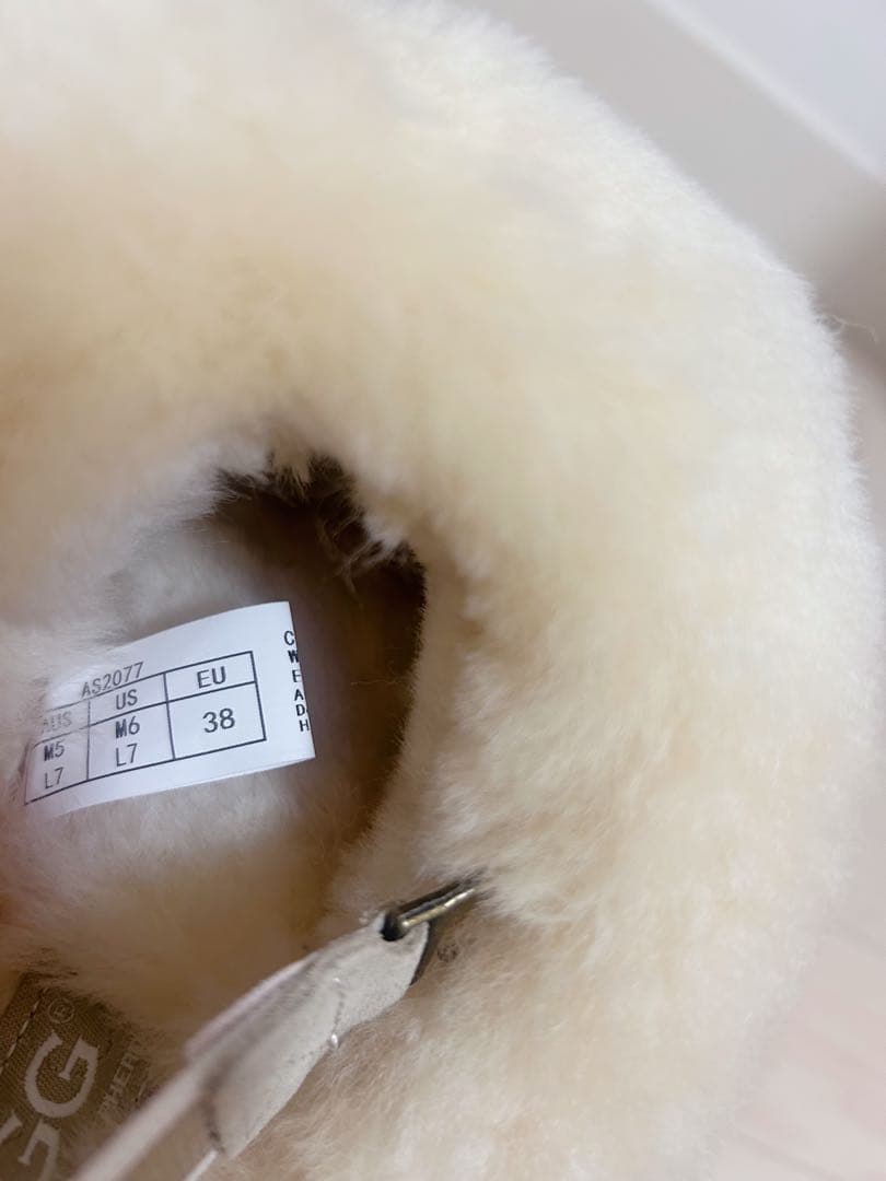 UGG オーストラリア　靴　レディース